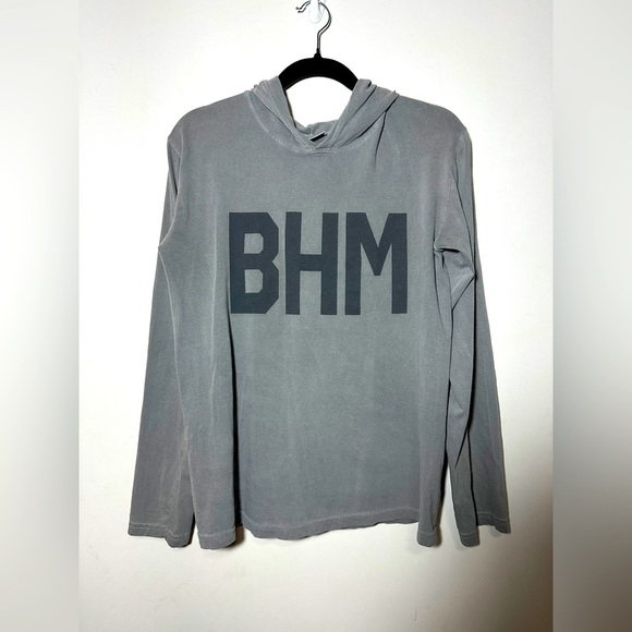 Mountain High Outfitter Gray BHM long sleeve T -shirt Hoodie Size Small - Picture 1 of 4